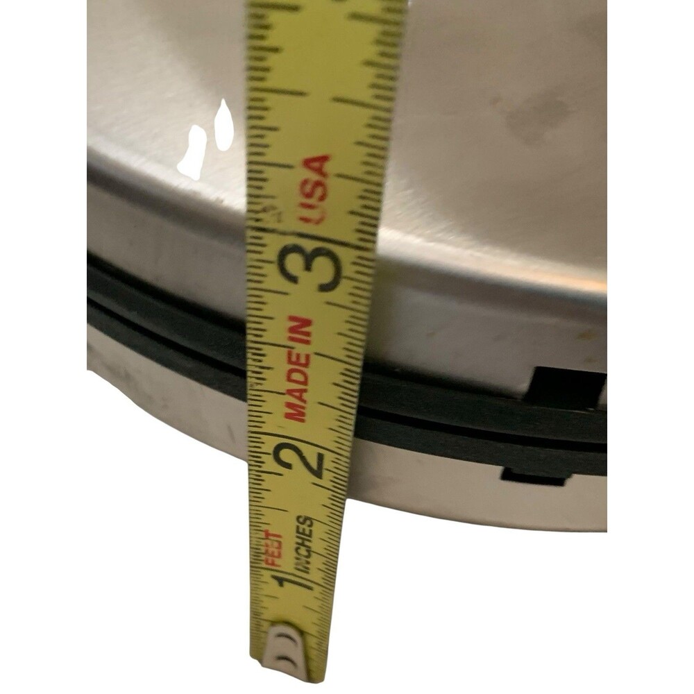 Cuisinart WMR-CA 5-Setting Browning Control Round Non-Stick Waffle Maker - Picture 6 of 9